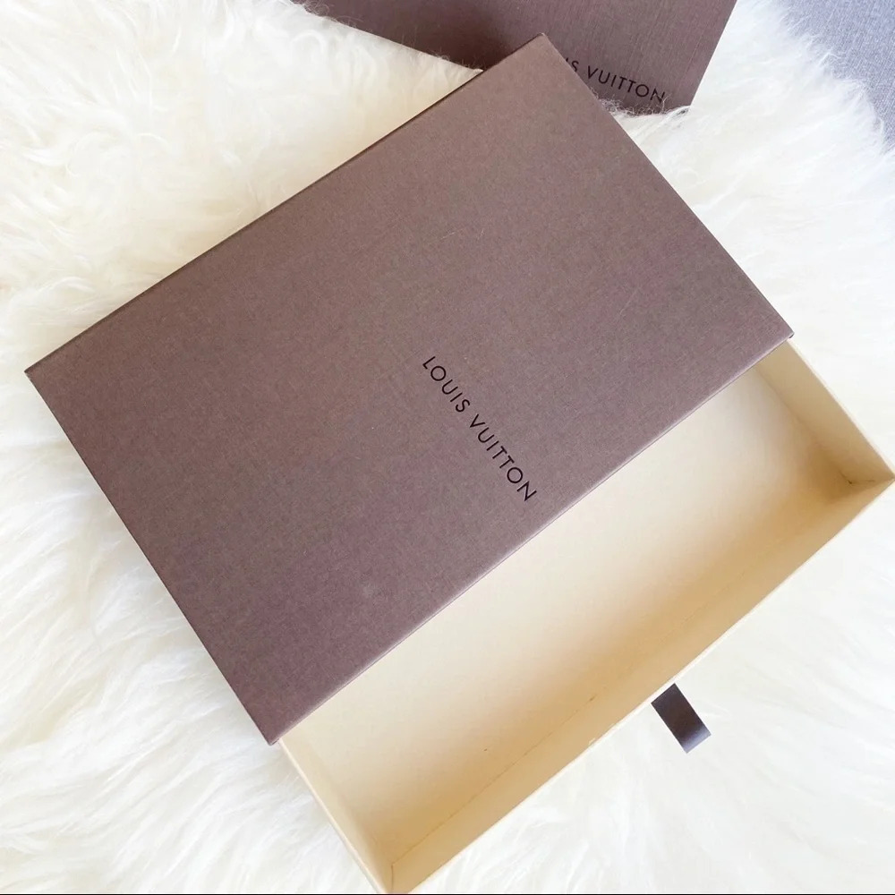 Louis Vuitton Gift Box &‎ Care Card With Envelope